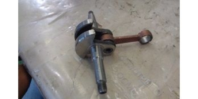 Коленвал в сборе с шатуном